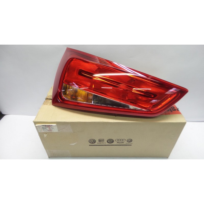 Feu Arrière VAG 8X0945093  Pièce d'origine oem