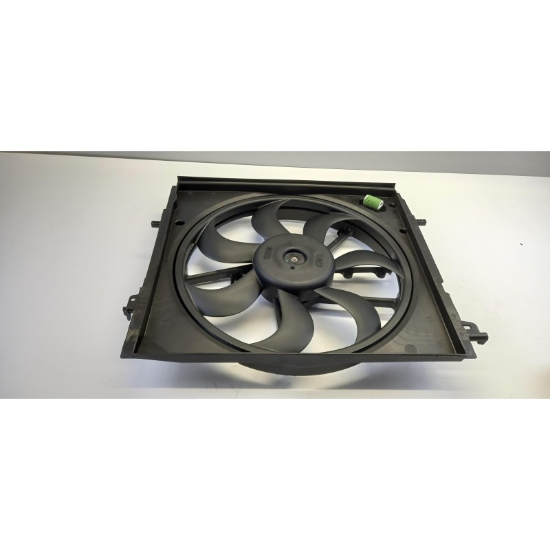 Ventilateur De Radiateur NISSAN 214814EB0A  Pièce d'origine oem