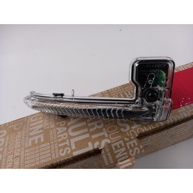 Feu Clignotant RENAULT 261F18704R  Pièce d'origine oem