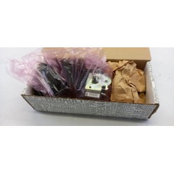 Pièces D''Auto RENAULT 868840015R  Pièce d'origine oem