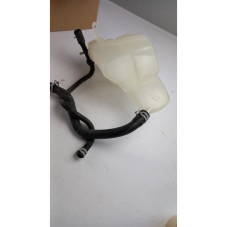 Vase D''Expansion De Liquide De Refroidissement JAGUAR C2C34318 Pièce d'origine oem Vase D''Expansion De Liquide De Refroidissement JAGUAR C2C34318 Pièce d'origine oem