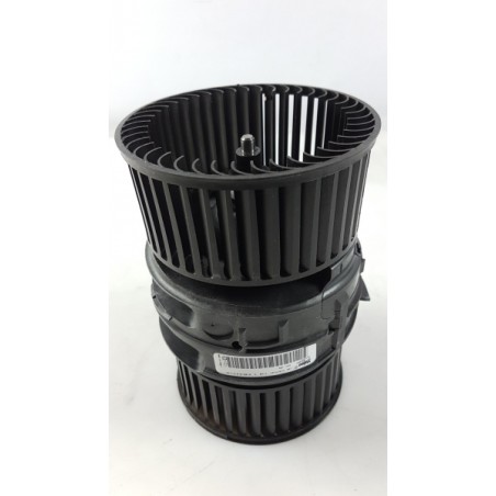 Moteur Électrique De Ventilateur Intérieur RENAULT 272109961R  Pièce d'origine oem