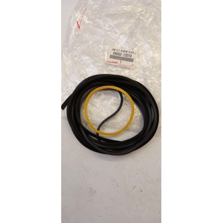Joint Pour Pare-Brise TOYOTA 0456212010 Pièce d'origine oem Joint Pour Pare-Brise TOYOTA 0456212010 Pièce d'origine oem