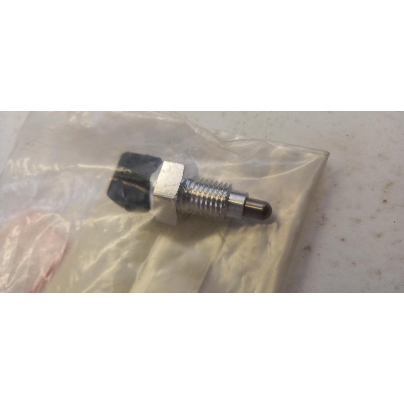 Commutateur PORSCHE 99660613300  Pièce d'origine oem