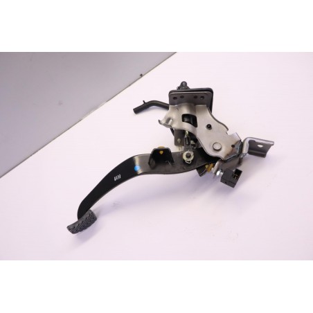 Pédale D''Embrayage HYUNDAI/KIA 328022S050 Pièce d'origine oem Pédale D''Embrayage HYUNDAI/KIA 328022S050 Pièce d'origine oem