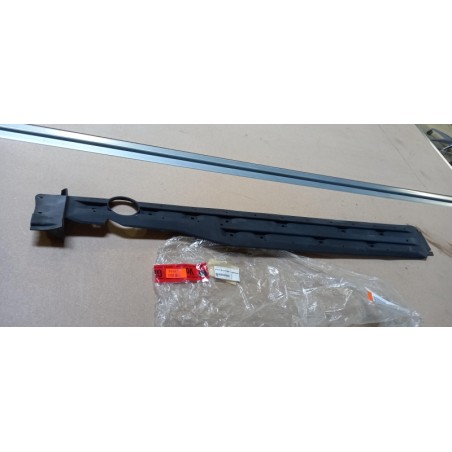 Pièces D''Auto BMW 51718171660 8171660 Pièce d'origine oem Pièces D''Auto BMW 51718171660 8171660 Pièce d'origine oem