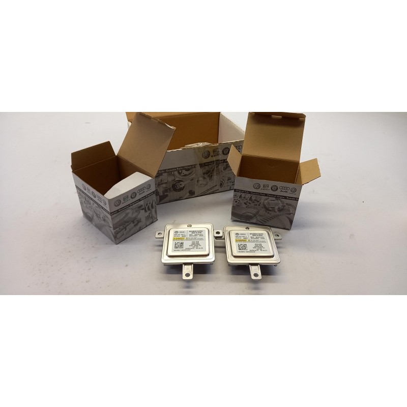 Unité De Contrôle De Lumières VAG 8K0998590  Pièce d'origine oem