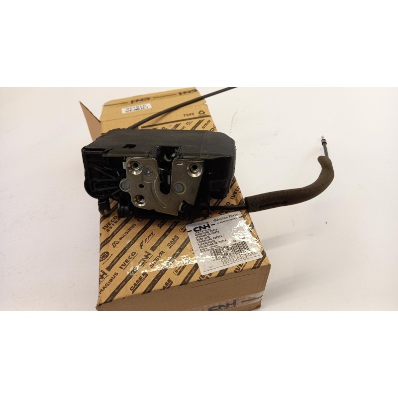 Serrure De Porte IVECO 5801556828  Pièce d'origine oem