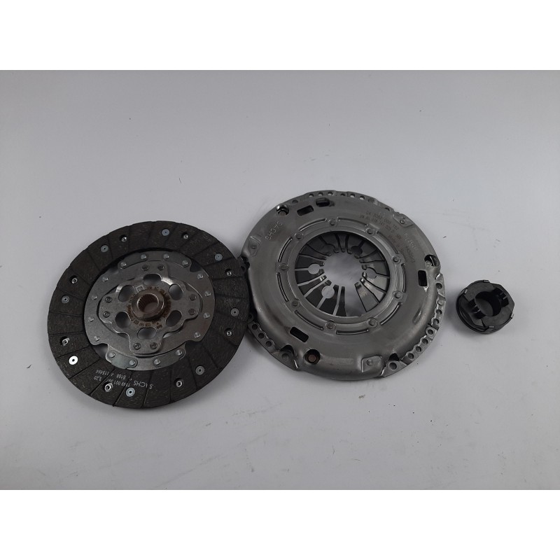Kit D''Embrayage VAG 038198141P  Pièce d'origine oem