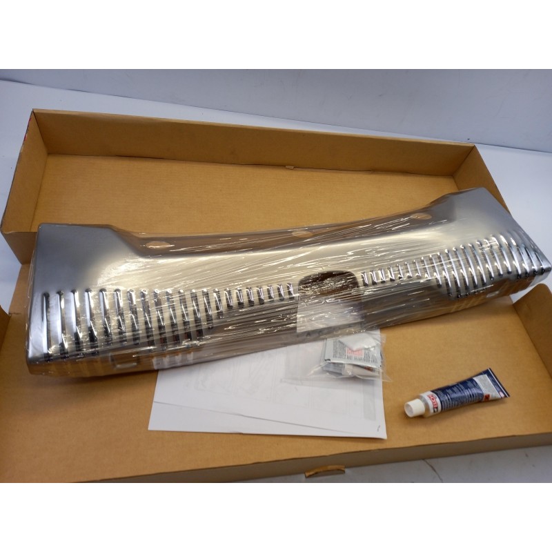 Seuil De Coffre JAGUAR C2Z5642  Pièce d'origine oem