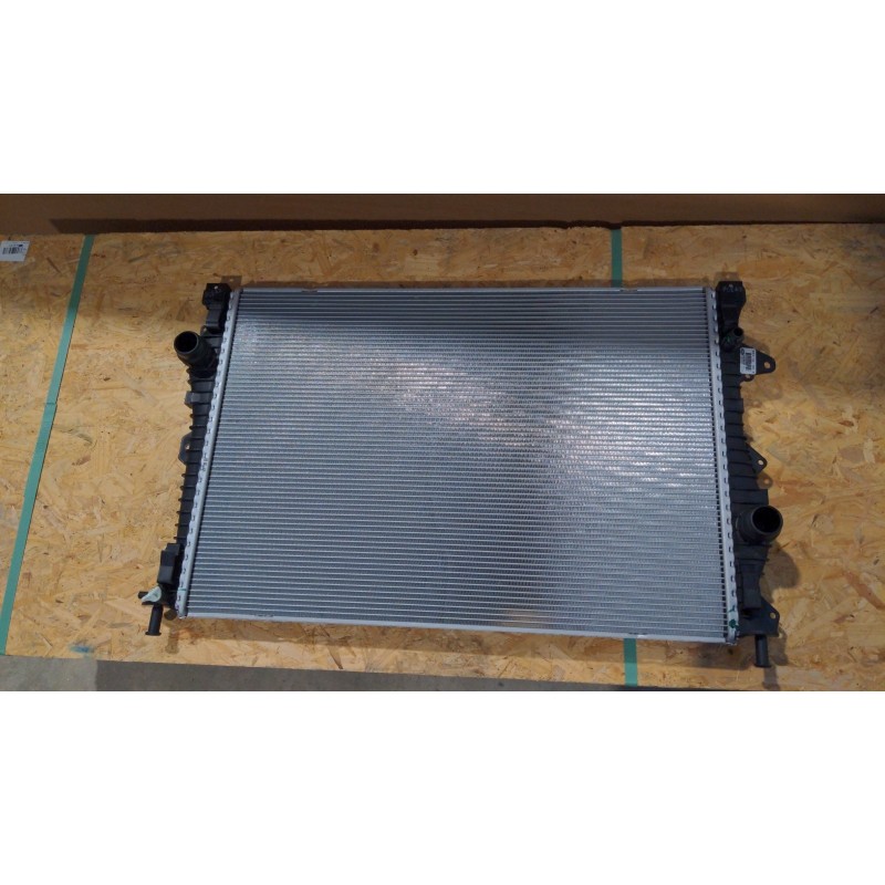 Radiateur De Refroidissement Du Moteur JAGUAR J9C7323  Pièce d'origine oem