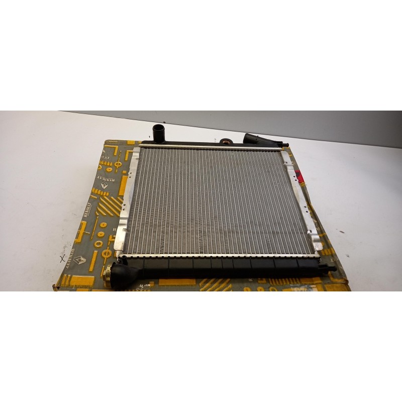 Radiateur De Refroidissement Du Moteur RENAULT 7700773968  Pièce d'origine oem