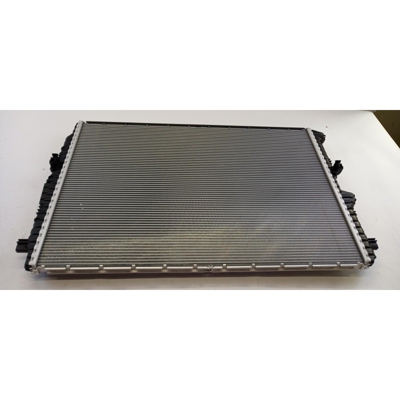 Radiateur De Refroidissement Du Moteur VAG 2Q0121253R  Pièce d'origine oem