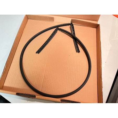 Front glass sunroof panel gasket Audi A6 C8  2018-2025