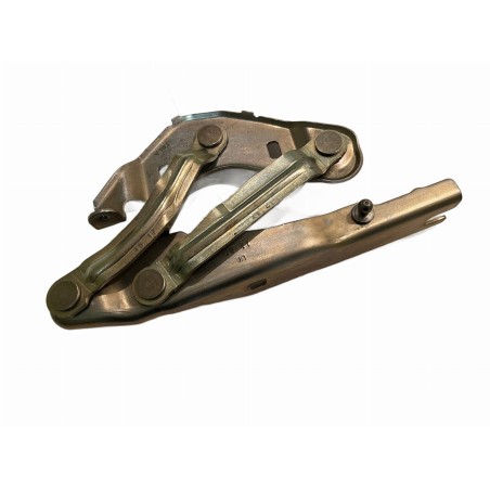 Left side bonnet hinge Audi A1 2011-2018 | 8X0823301A