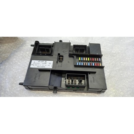 Boîte À Fusibles FORD 1875371  Pièce d'origine oem