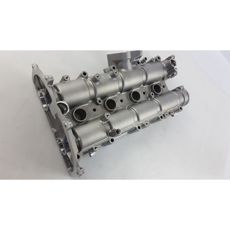 Couvre Culasse VAG 03C103475CD  Pièce d'origine oem