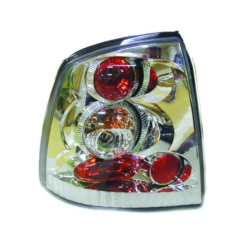 Feux arrière design chrome Opel Astra 3/5-portes