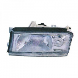 SCHEINWERFER LI.  OCTAVIA,