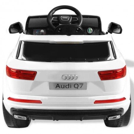 Voiture Enfant Audi Q7 Blanc Sur batterie 6V Incluse. SD et télécommande - dès 3 ans