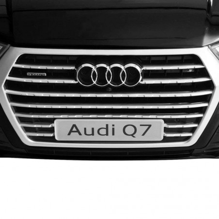 Voiture Enfant Audi Q7 Noir Sur batterie 6V Incluse. SD et télécommande - dès 3 ans