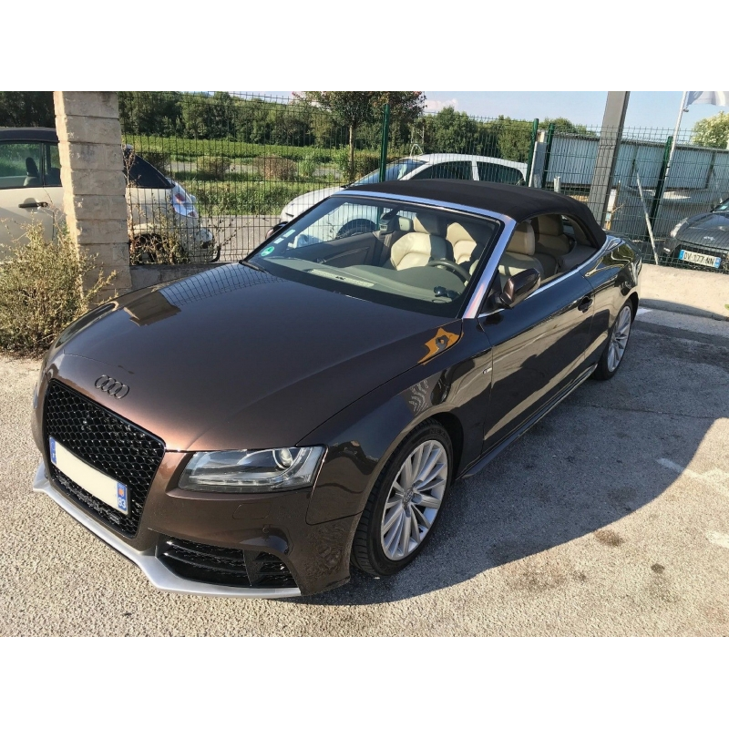 Front Grille suitable for AUDI A5 8T (2008-2011) RS5 Design Badgeless Piano Black