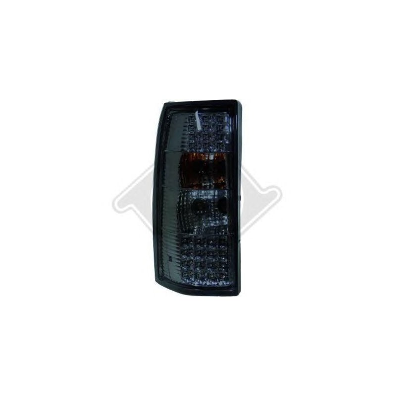 Feux arrière design noir Opel Omega B Break