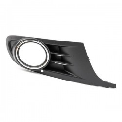 Grille cache antibrouillard avec insert chromé coté droit