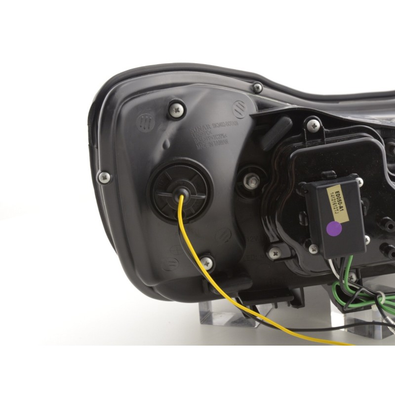 Phare Daylight LED DRL look Skoda Oktavia à partir de 2009 chrome