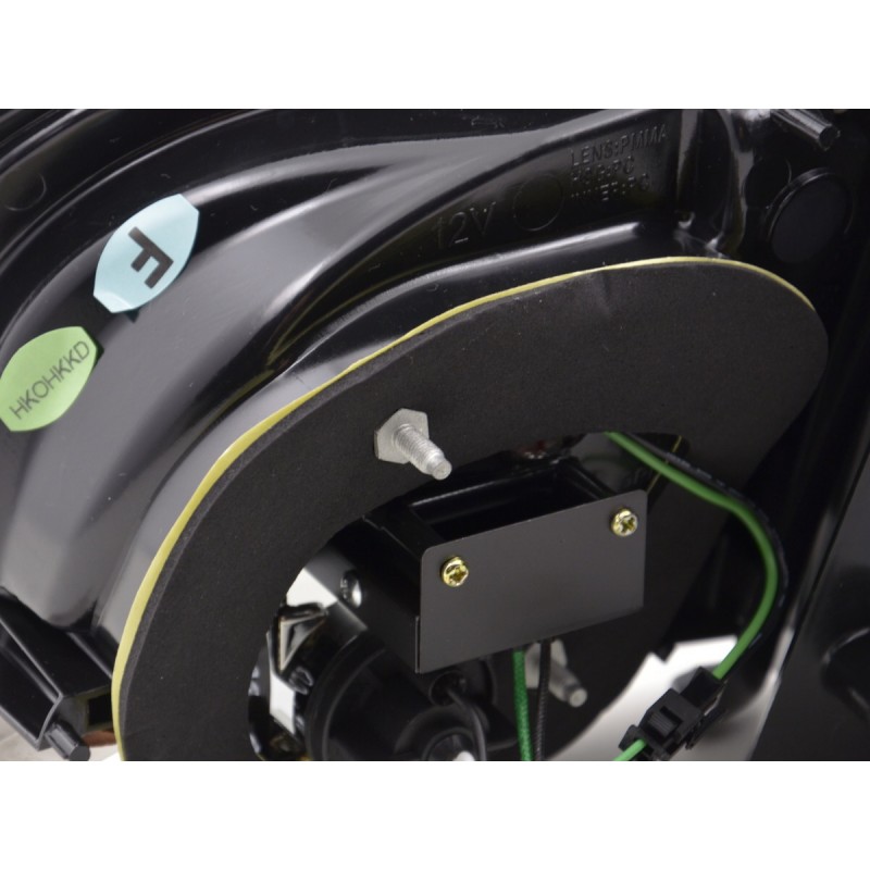 Kit feux arrières LED VW Golf 6 type 1K 2008-2012 noir avec clignotants LED pour conduite à droite