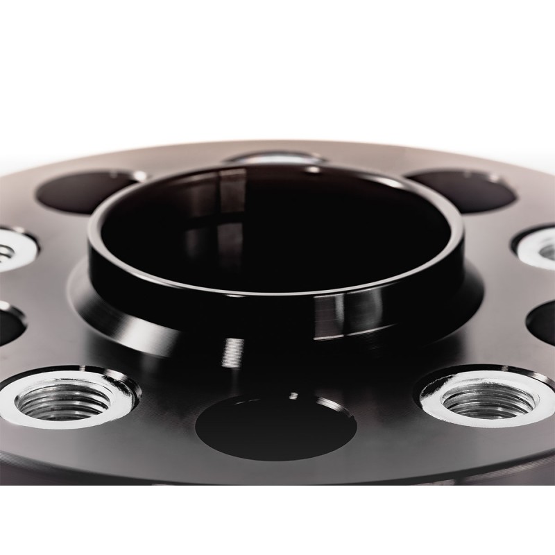 Système d'écartement de voie B + 15 mm par roue Audi S2 (B4) Système d'écartement de voie B + 15 mm par roue Audi S2 (B4)