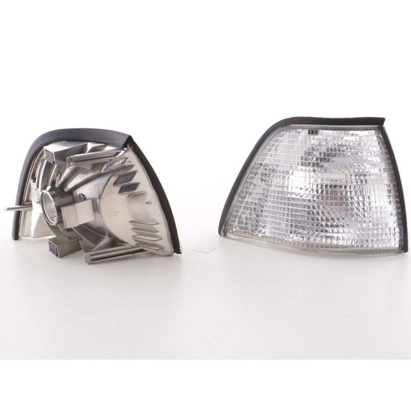 Clignotants avant adaptés à la berline BMW série 3 (type E36) 91-98