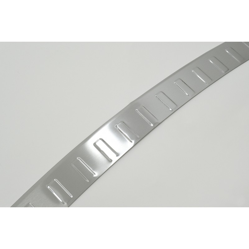 Rear Bumper Protector Sill Plate Foot Plate Aluminum Cover suitable for Mercedes GLC X253 SUV (2015-2022) Rear Bumper Protector Sill Plate Foot Plate Aluminum Cover suitable for Mercedes GLC X253 SUV (2015-2022)