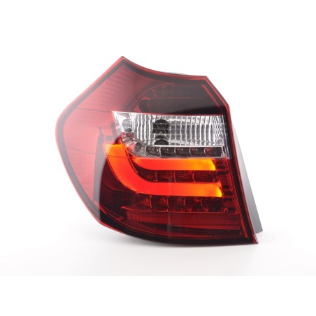 Jeu de feux arrière à LED BMW Série 1 E87 / E81 3/5 portes. 07-11 clair / rouge Jeu de feux arrière à LED BMW Série 1 E87 / E81 3/5 portes. 07-11 clair / rouge