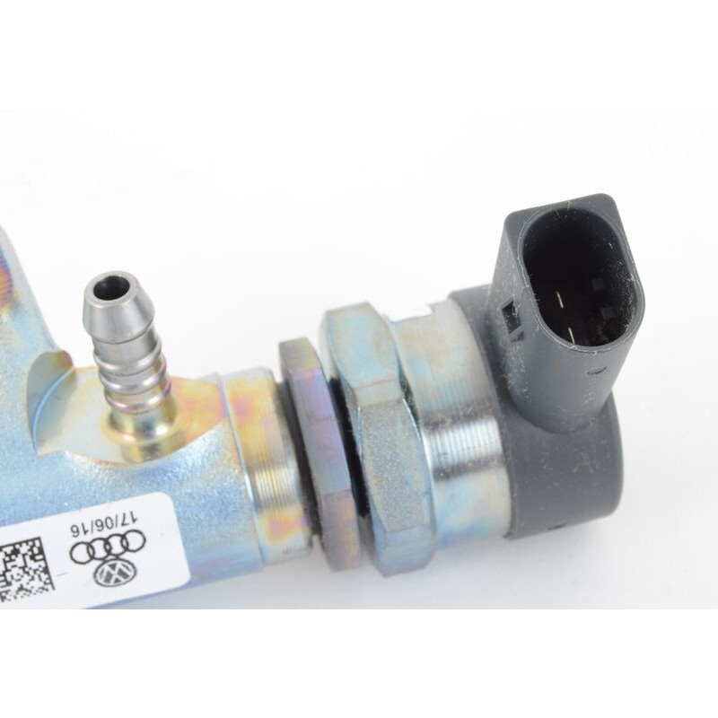 Rampe d'injection de carburant - Pièces d'origine VW/Audi 03L130089J