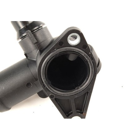 Flasque de refroidissement de la culasse - Pièces d'origine VW/Audi 06B121132E Flasque de refroidissement de la culasse - Pièces d'origine VW/Audi 06B121132E