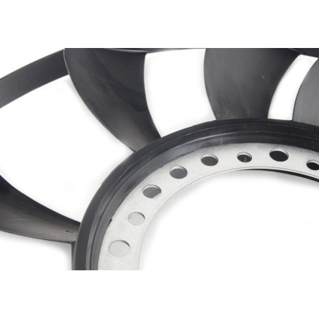 Lame de ventilateur auxiliaire - Pièces d'origine VW/Audi 058121301B Lame de ventilateur auxiliaire - Pièces d'origine VW/Audi 058121301B