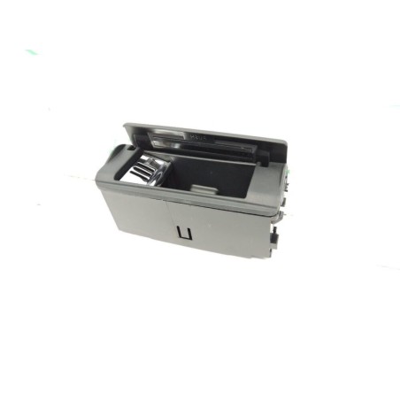 Carte de porte arrière droite de 4 litres avec cendrier en noir - Pièces d'origine Audi 4B0857406B6PS. Carte de porte arrière droite de 4 litres avec cendrier en noir - Pièces d'origine Audi 4B0857406B6PS.