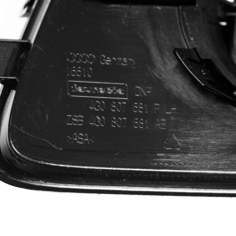 Pare-chocs avant tout-terrain avec grille d'aération inférieure gauche coté conducteur - Pièces d'origine Audi 4G0807681P9B9.