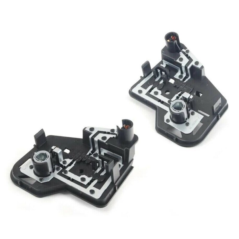 Ensemble de deux supports d'ampoules de feux arrière intérieurs avant - Pièces d'origine Audi 8K5945258F/8K5945257F.