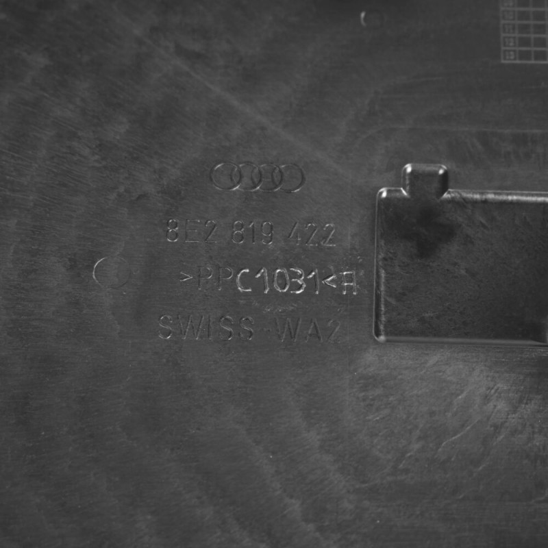Couvercle de batterie de chambre de plénum - Pièces d'origine Audi 8E2819422A01C
