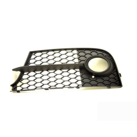 Entourage de grille de phare antibrouillard de pare-chocs sans garniture chromée - Ensemble de deux pièces d'origine Audi 8J08 Entourage de grille de phare antibrouillard de pare-chocs sans garniture chromée - Ensemble de deux pièces d'origine Audi 8J08