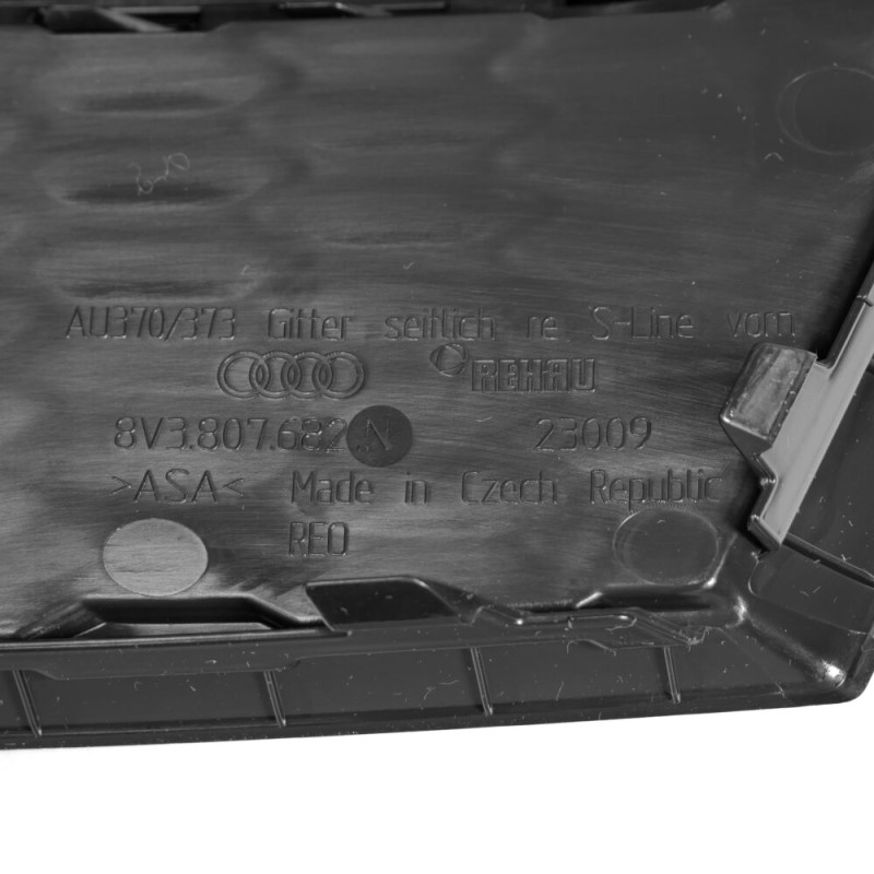 Couverture de phare antibrouillard avec grille d'air de refroidissement gauche droite paire - Pièces d'origine Audi 8V3807681AB