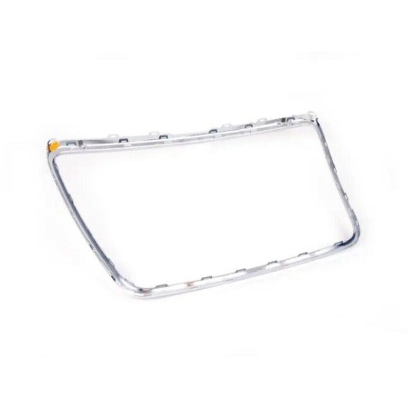 Grille centrale de pare-chocs avant avec cadre chromé - Pièces d'origine Audi 8P0807715A2ZZ Grille centrale de pare-chocs avant avec cadre chromé - Pièces d'origine Audi 8P0807715A2ZZ