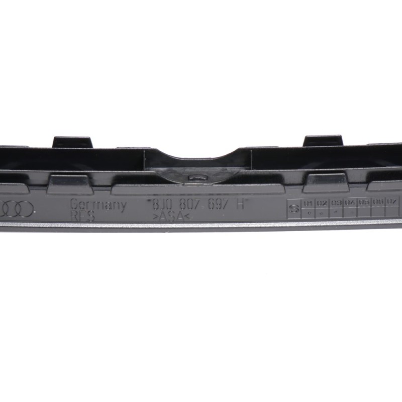 Grille centrale inférieure de pare-chocs avant - Pièces d'origine Audi 8J0807697H