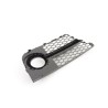 Grille de phare antibrouillard avant droit côté passager pare-chocs noir - Pièces d'origine Audi 8J0807682K3FZ Grille de phare antibrouillard avant droit côté passager pare-chocs noir - Pièces d'origine Audi 8J0807682K3FZ