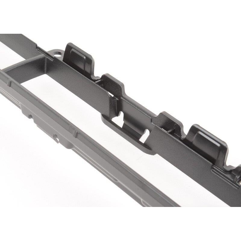 Ensemble de grille avant centrale basse - Pièces d'origine Audi 8V58076479B9