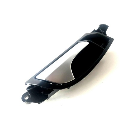 Poignée d'actionneur intérieur de porte avant droite coté passager Nero Black - Pièces d'origine Audi 4L0837020AH77. Poignée d'actionneur intérieur de porte avant droite coté passager Nero Black - Pièces d'origine Audi 4L0837020AH77.