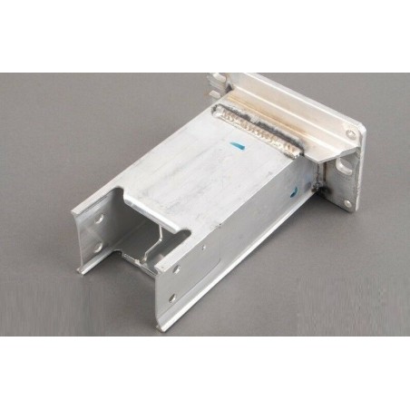 Support de faisceau d'impact avant droit - Pièces d'origine Audi 8K0807134D Support de faisceau d'impact avant droit - Pièces d'origine Audi 8K0807134D