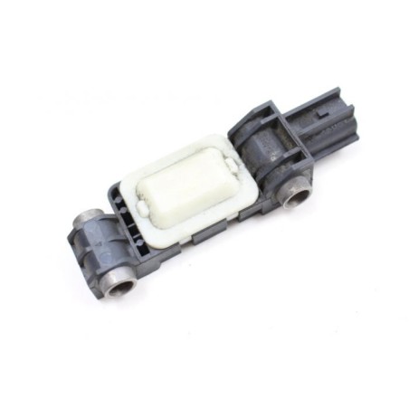 Capteur d'impact latéral de sac gonflable de panneau avant - Pièces d'origine Audi 8E0959651A Capteur d'impact latéral de sac gonflable de panneau avant - Pièces d'origine Audi 8E0959651A